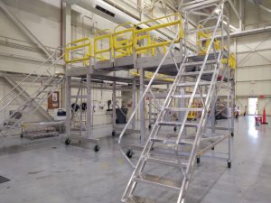 custom height-adjustable work platform